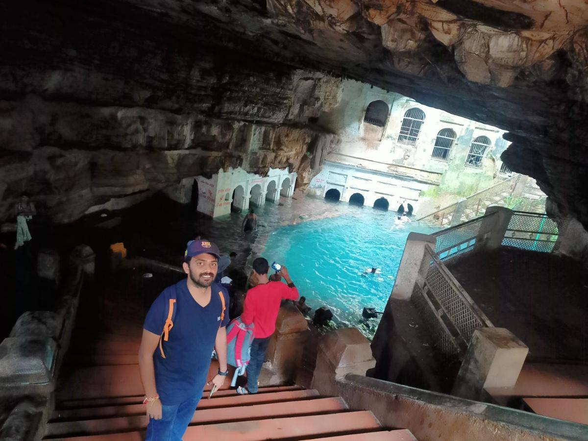 Holiday Home Stay Khadzsuráhó Kültér fotó