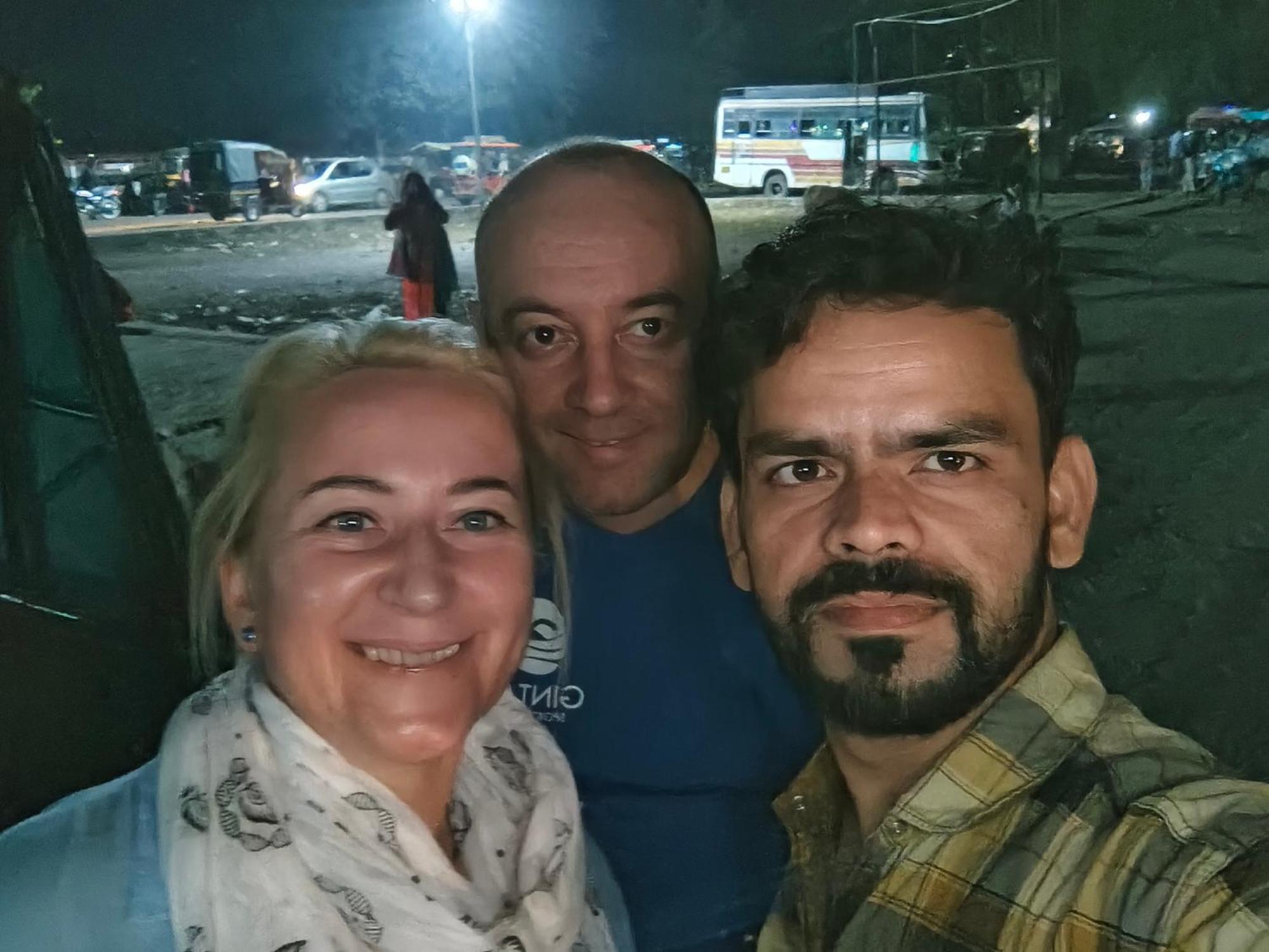 Holiday Home Stay Khadzsuráhó Kültér fotó