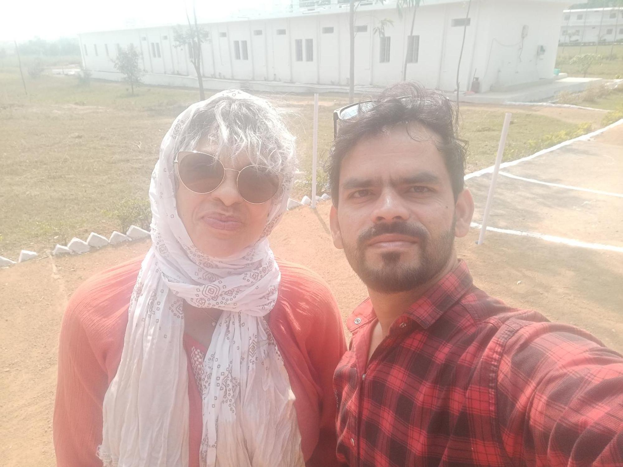 Holiday Home Stay Khadzsuráhó Kültér fotó
