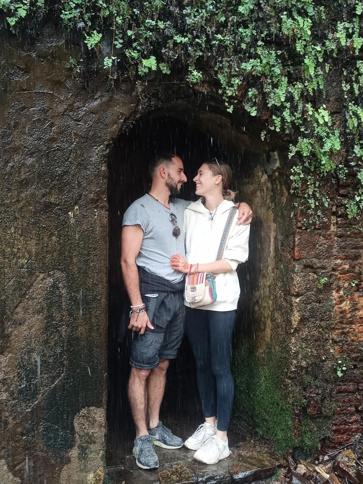 Holiday Home Stay Khadzsuráhó Kültér fotó