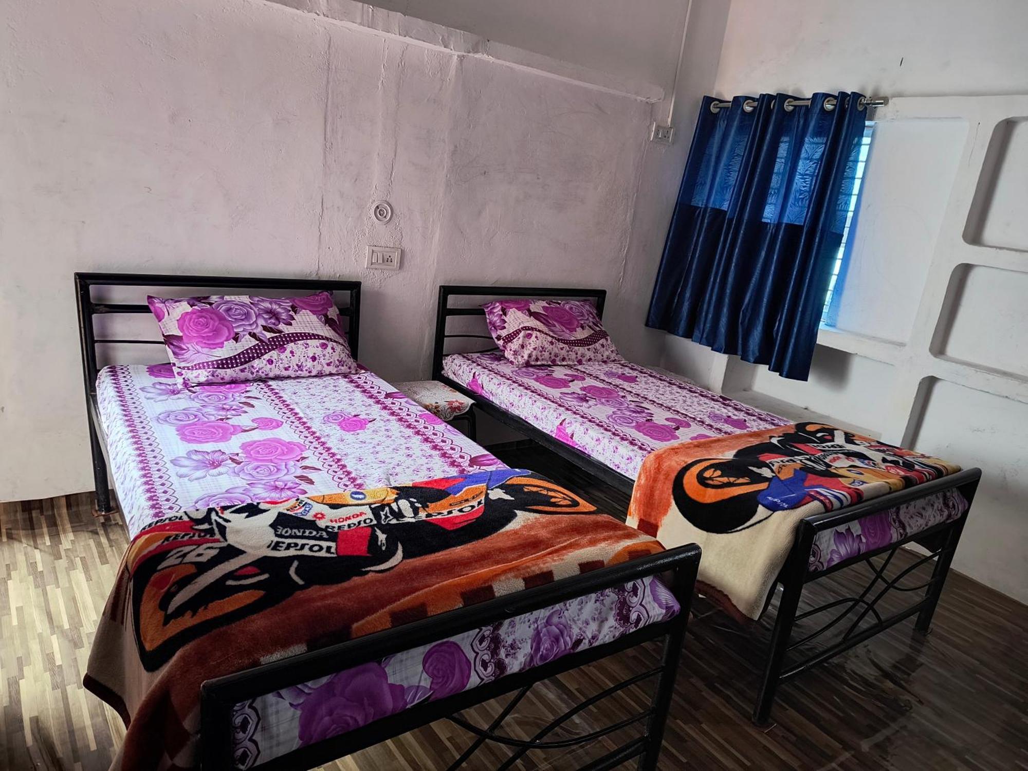 Holiday Home Stay Khadzsuráhó Kültér fotó