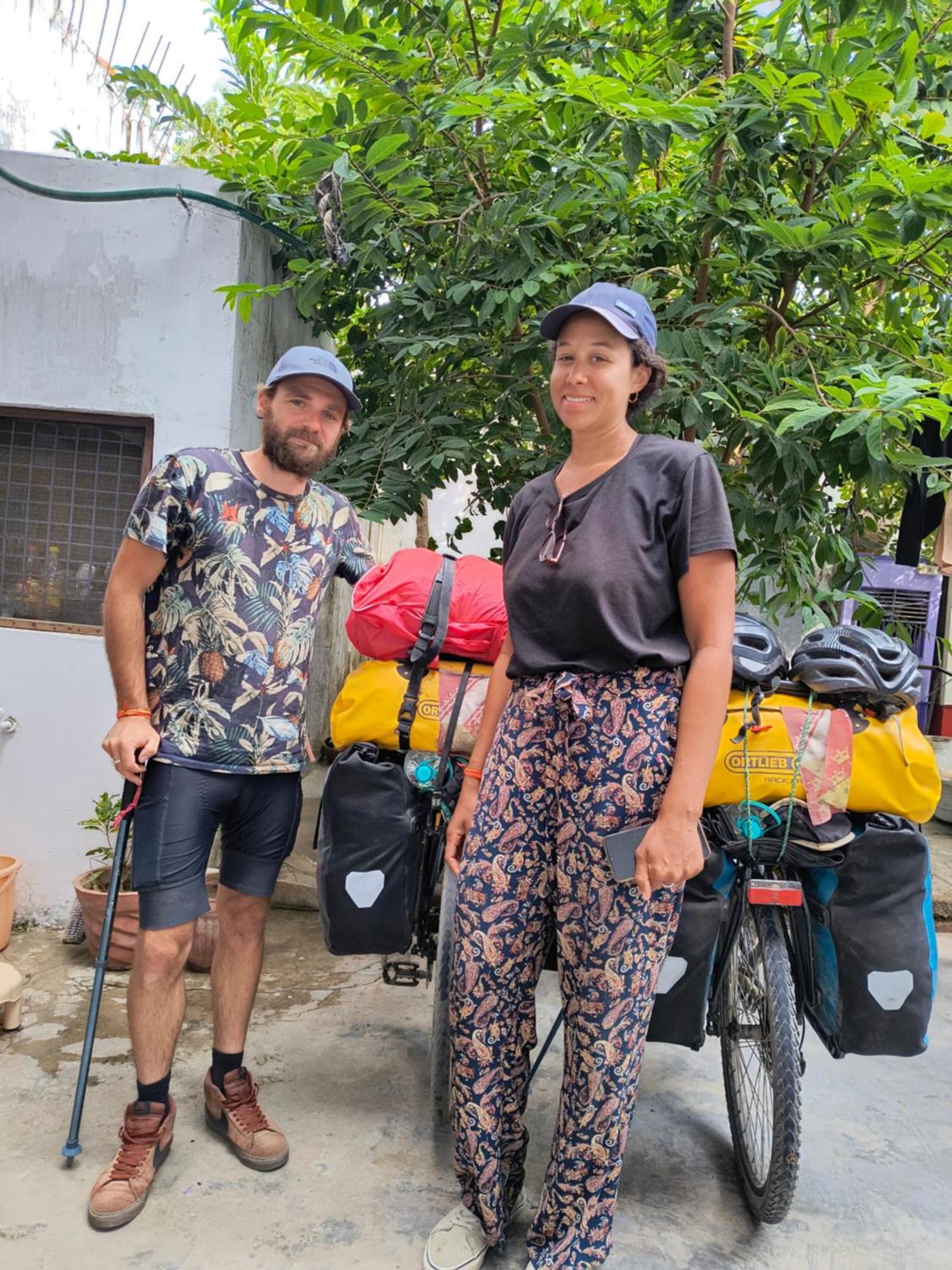 Holiday Home Stay Khadzsuráhó Kültér fotó