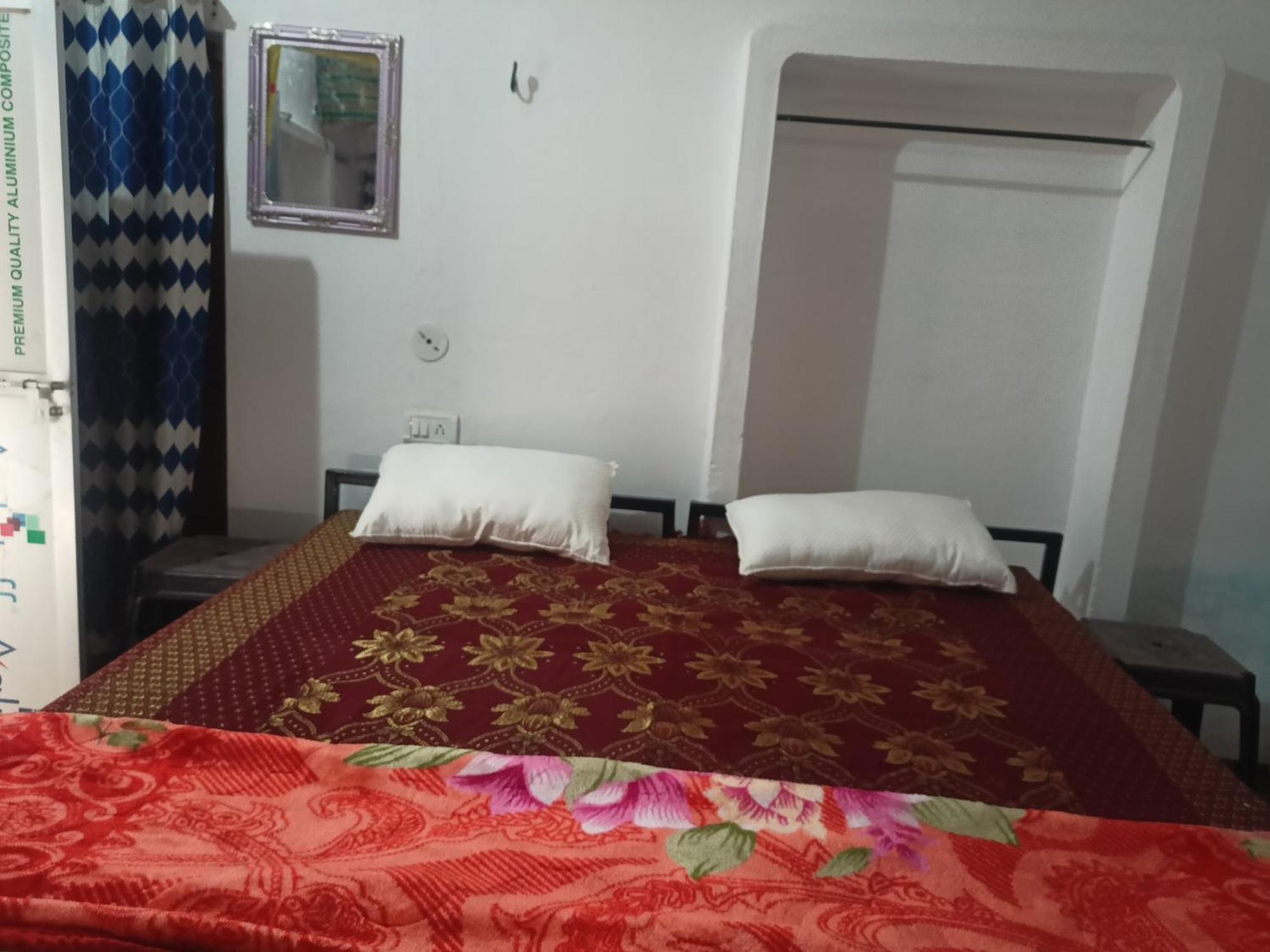 Holiday Home Stay Khadzsuráhó Kültér fotó